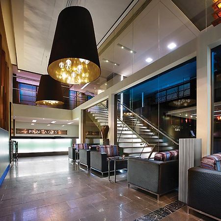 Pantages Hotel Toronto Centre Dış mekan fotoğraf