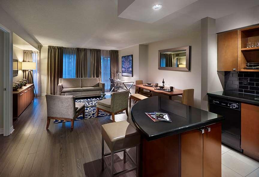 Pantages Hotel Toronto Centre Dış mekan fotoğraf
